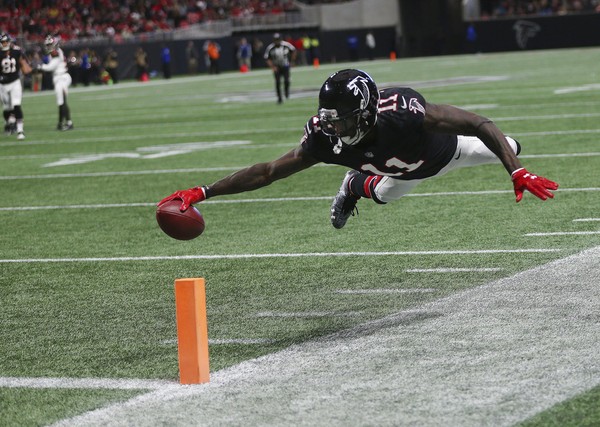 Julio Jones' great touchdown grab overturned, stirs debate on social media